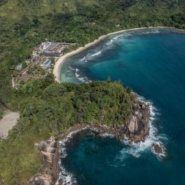 Avani Plus Barbarons Seychelles，位于Grand'Anse的酒店