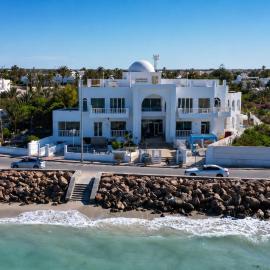 Hotel FLAMINGO BEACH，位于Djerba的酒店