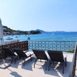 Seaside Island Retreat in Dubrovnik area，位于科洛塞普的酒店