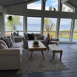 Sjøhytte med jacuzzi, sauna og panoramautsikt，位于纳尔维克的酒店
