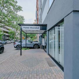 Hotel Mondial Comfort - Frankfurt City Centre,位于美因河畔法兰克福的酒店