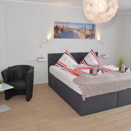 Hotel Neptuns Ankerplatz & Zur Seerobbe，位于库克斯港的酒店