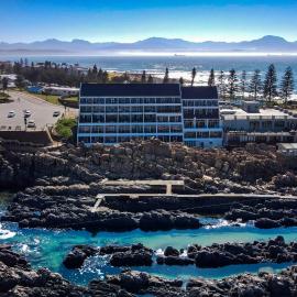 The Point Hotel & Spa，位于莫塞尔湾的酒店