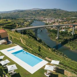Quinta do Roso - Douro Wine Estate - by FERO，位于拉梅戈的酒店