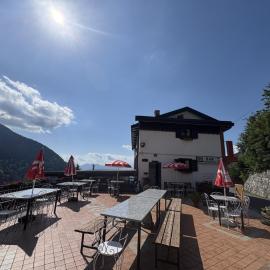 Albergo Belvedere di Fanti Lara，位于Bienno的酒店