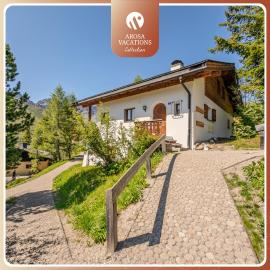 Chalet Marmotta 2 by Arosa Vacations, Privates Familienhaus direkt an der Skipiste