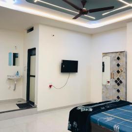 Balaji Lodge，位于Laling的酒店