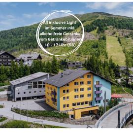 Basekamp Mountain Budget Hotel