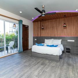 Island Villa Ukulhas Maldives，位于乌库拉斯的酒店