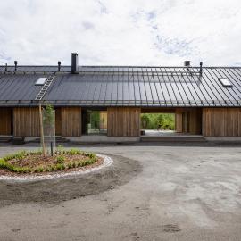 Lato Escape, Luxury Barnhouse Villa，位于Vihti的酒店