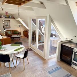 Smagfuld lejlighed i Svaneke, Bornholm, Danmark - minimum 4 dage，位于斯瓦讷克的酒店