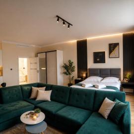 Velvet Apartment Zegrze z klimatyzacją，位于斯诺科的酒店