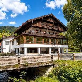 Hotel garni Königslinde - Wandern, Radeln, Skifahren & Genießen，位于贝里斯泽尔的酒店