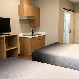 Super 8 by Wyndham Brenham TX,位于布伦纳姆的酒店