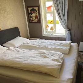 Øya husrom nær E6,dobbeltrom, gratis parkering，位于萨普斯堡的酒店