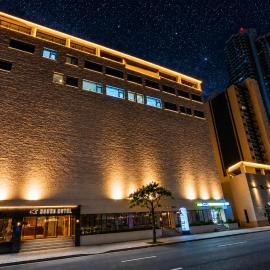 Geoje Hound Hotel & Spa，位于巨济的酒店