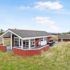 Holiday House On Fanø Near The Sea，位于凡岛的酒店