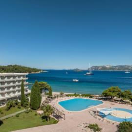 Remisens Hotel Albatros-All inclusive，位于察夫塔特的酒店