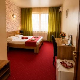 Hotel Olimp，位于克卢日-纳波卡的酒店