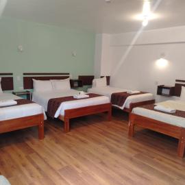Qory Plaza Hotel，位于库斯科的酒店