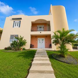 Colinas del Atlantico Vacational House 1st floor