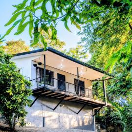 Casa Emma Quepos，位于奎波斯城的酒店