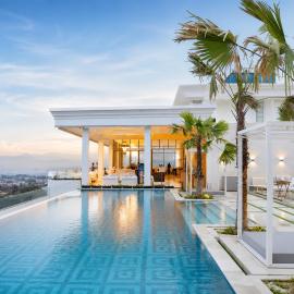 Art Deco Luxury Hotel & Residence，位于万隆的酒店