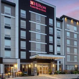 Hilton Garden Inn Sudbury, Ontario, Canada,位于萨德伯里的酒店