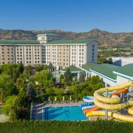 NG Afyon Wellness & Convention，位于阿菲永的酒店