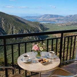 Acropole Delphi City Hotel，位于特尔斐的酒店