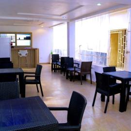 Bgl suites,位于Barakin Akawo的酒店