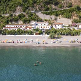 Testa di Monaco - Basic Beach Accommodations，位于卡普多兰多的酒店