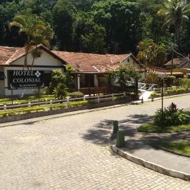 Hotel Colonial，位于皮拉伊的酒店
