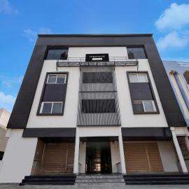 Super Townhouse Kurnool Bus Terminal Formerly Hotel Lakshmi Pride，位于卡努尔的酒店