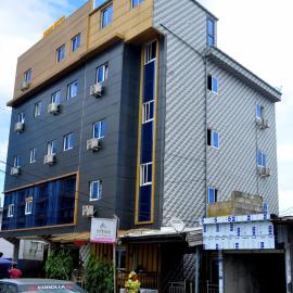 Bisso Hotel Bonaberi，位于杜阿拉的酒店
