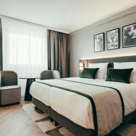 Leonardo Hotel Köln,位于科隆的酒店