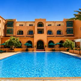 Alhambra Thalasso，位于哈马马特的酒店