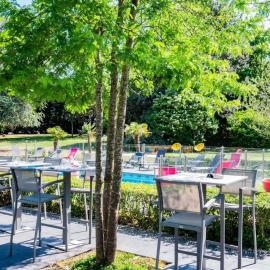 Novotel Lens Noyelles，位于努瓦耶勒戈多的酒店