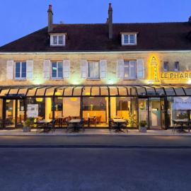 Hôtel Le Phare,位于乌伊斯特勒昂的酒店