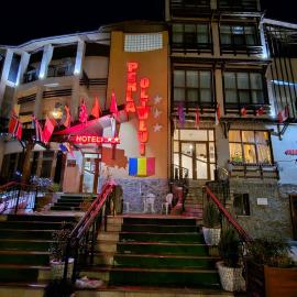 Hotel Perla Oltului，位于卡库拉塔的酒店