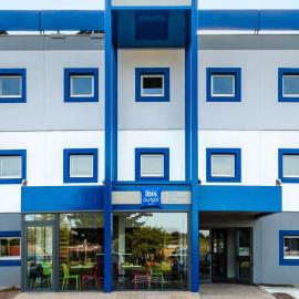 Ibis Budget Angers Parc des Expositions，位于圣锡尔万当茹的酒店