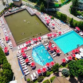 Hotel Baia Rosie Resort，位于斯勒尼克的酒店