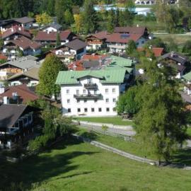 Hotel Garni Post，位于格赖瑙的酒店