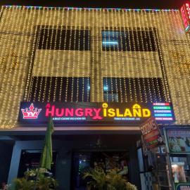 YVs Hungry island，位于Bāpatla的酒店
