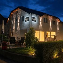 Guesthouse Gacka idila，位于奥托查茨的酒店