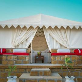 Desert Island Luxury Camp & Resort Jaisalmer，位于斋沙默尔的酒店