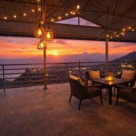 Hotel Kempty Boutique - A 4 Star Luxury Retreat in Mussoorie，位于穆索里的酒店