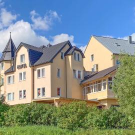 Schlossberghotel Oberhof，位于奥伯霍夫的酒店
