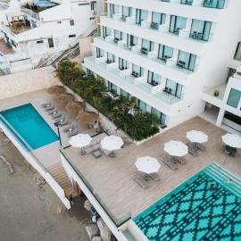 MantaHost Hotel，位于曼塔的酒店