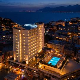 Best Western Plus Khan Hotel,位于安塔利亚的酒店